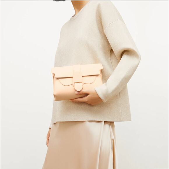 Rare SENREVE x M.M. LaFleur Aria Belt Bag in Chablis - Picture 4 of 10